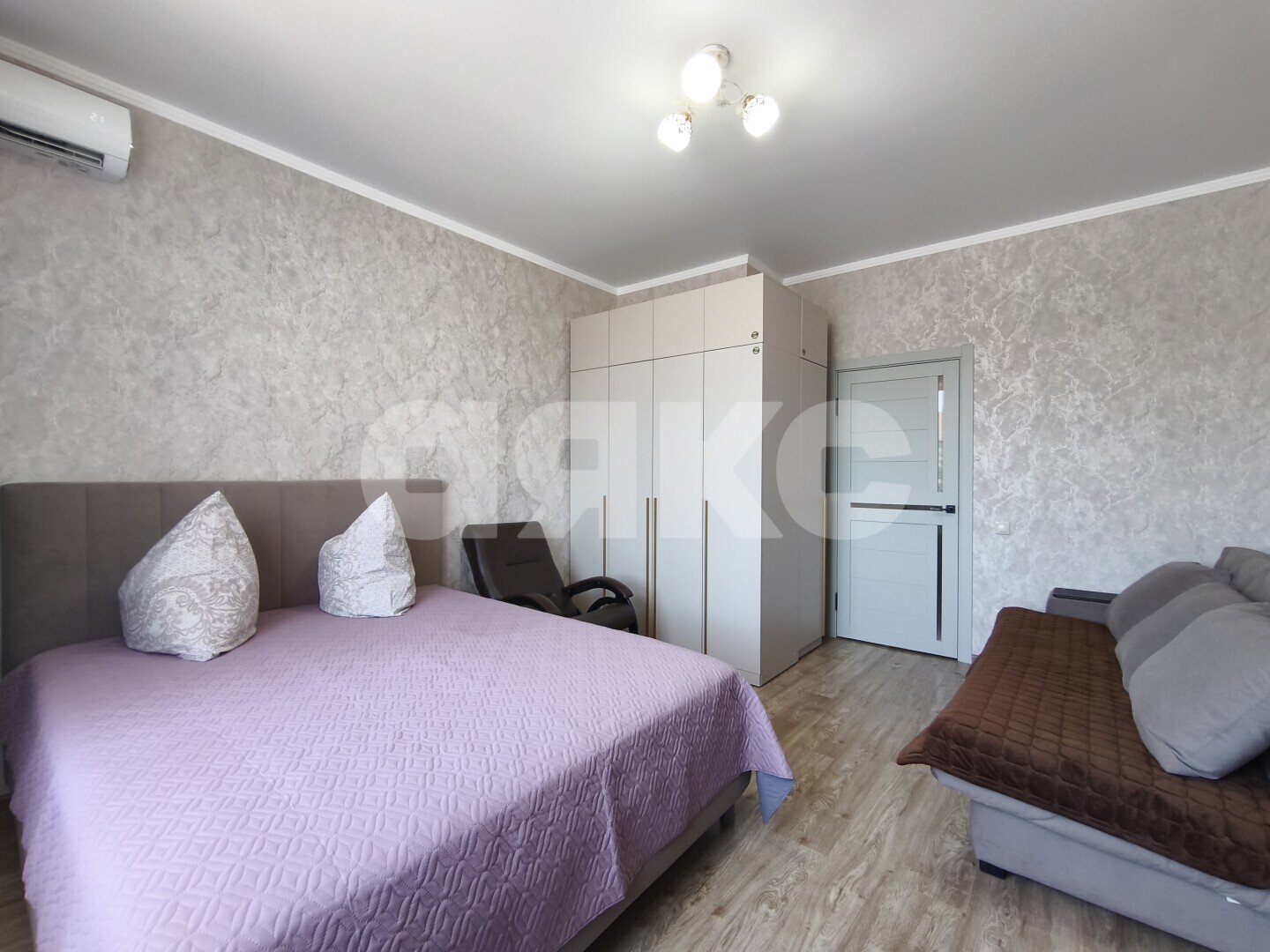 Фото №3: 1-комнатная квартира <span class="whitespace-nowrap">43 м²</span>, <span class="whitespace-nowrap">2/3 эт.</span> - Горячий Ключ, мкр. Администрация, ул. Черноморская, 56