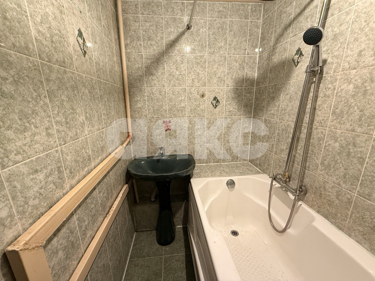 Фото №27: 3-комнатная квартира <span class="whitespace-nowrap">69 м²</span>, <span class="whitespace-nowrap">2/3 эт.</span> - Кореновск, мкр. 1-й квартал, ул. Фрунзе, 205