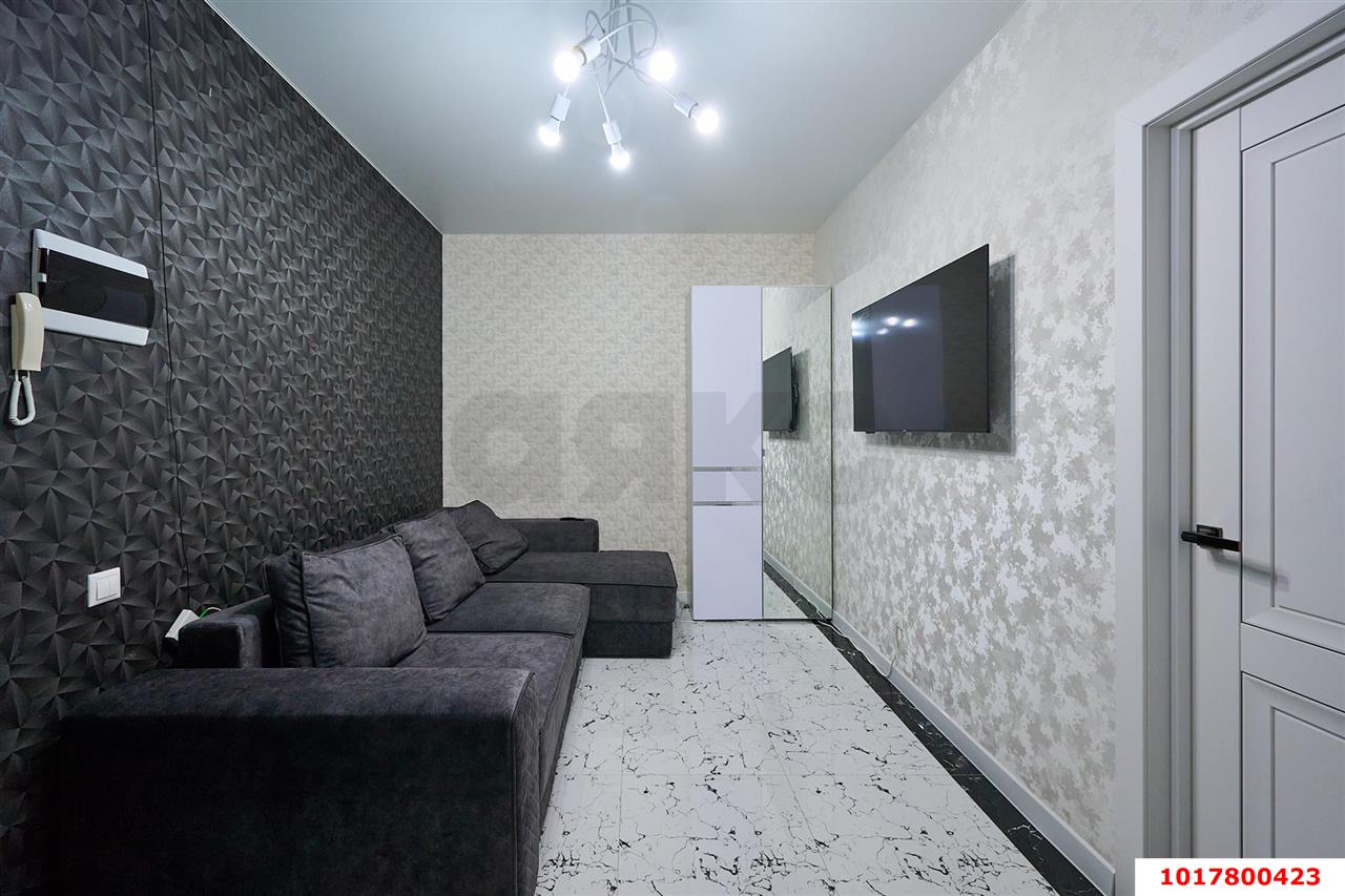 Фото №10: 1-комнатная квартира <span class="whitespace-nowrap">50 м²</span>, <span class="whitespace-nowrap">14/24 эт.</span> - Краснодар, Прикубанский внутригородской округ, Фестивальный, Отделение № 1 совхоза Солнечный, мкр. ЖК Седьмой Континент, ул. Совхозная, 1к4