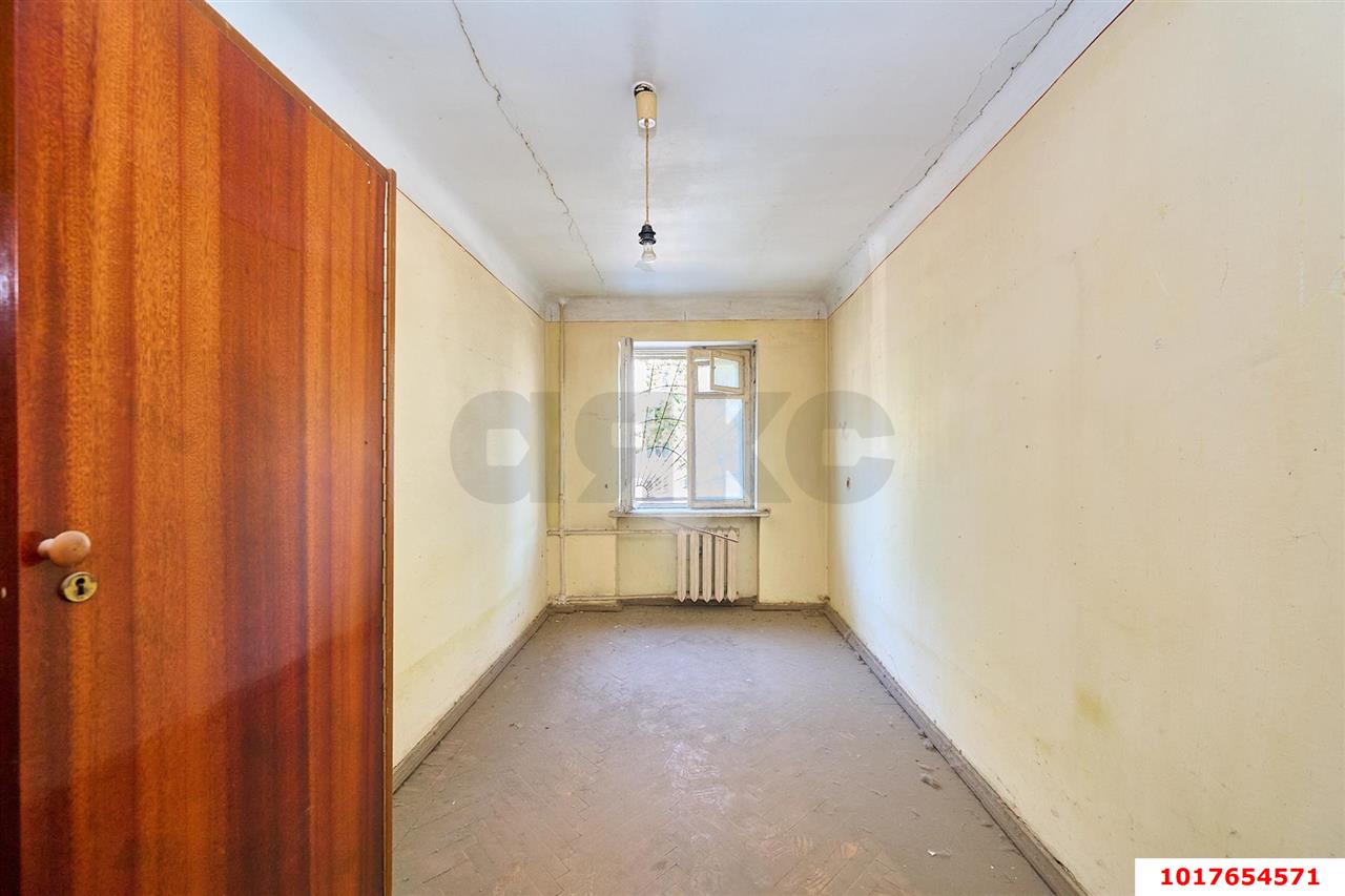 Фото №5: 2-комнатная квартира <span class="whitespace-nowrap">46 м²</span>, <span class="whitespace-nowrap">2/5 эт.</span> - Краснодар, Центральный внутригородской округ, Центральный, мкр. Западный внутригородской округ, ул. Одесская, 40