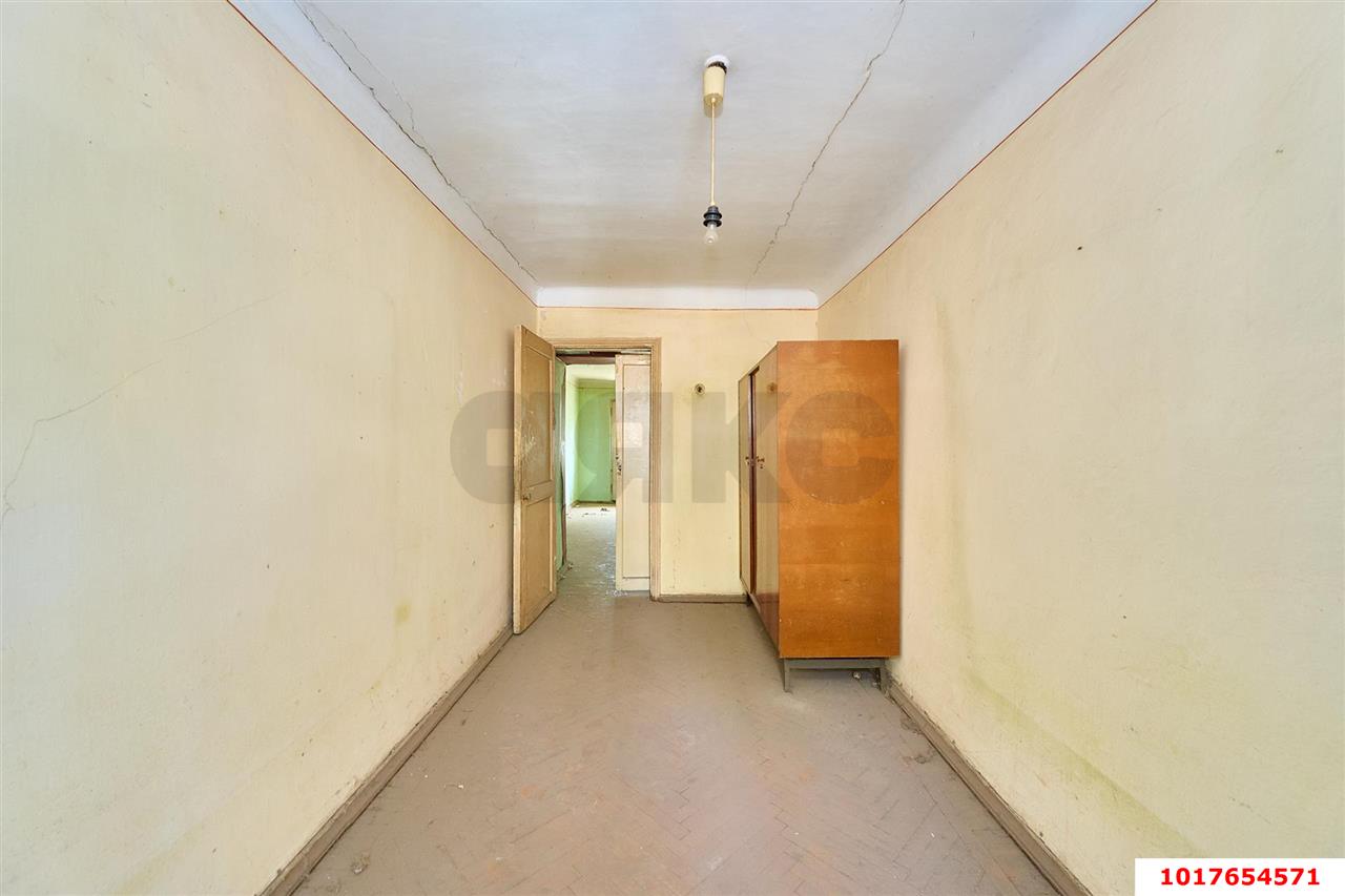 Фото №7: 2-комнатная квартира <span class="whitespace-nowrap">46 м²</span>, <span class="whitespace-nowrap">2/5 эт.</span> - Краснодар, Центральный внутригородской округ, Центральный, мкр. Западный внутригородской округ, ул. Одесская, 40