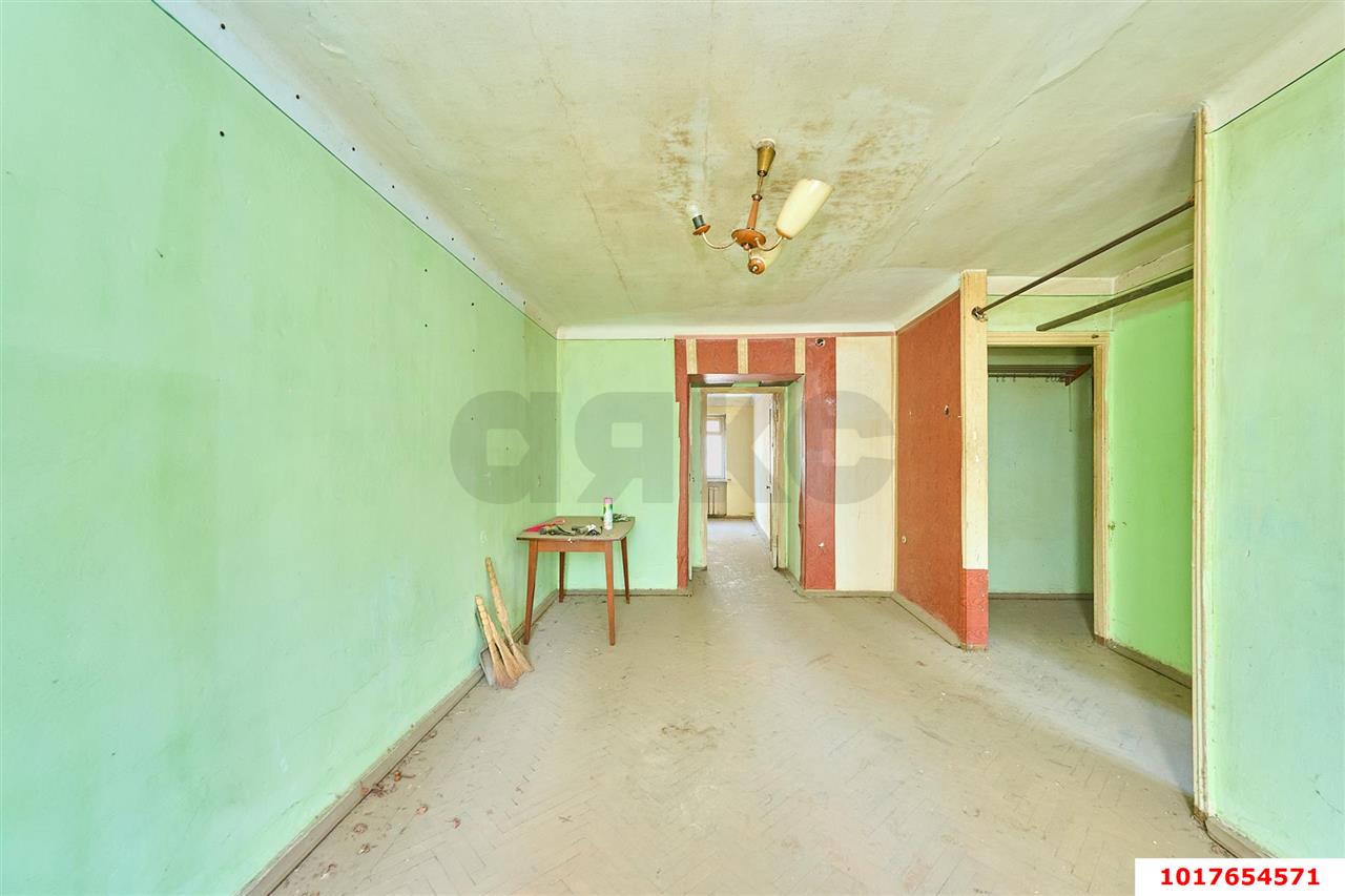 Фото №10: 2-комнатная квартира <span class="whitespace-nowrap">46 м²</span>, <span class="whitespace-nowrap">2/5 эт.</span> - Краснодар, Центральный внутригородской округ, Центральный, мкр. Западный внутригородской округ, ул. Одесская, 40