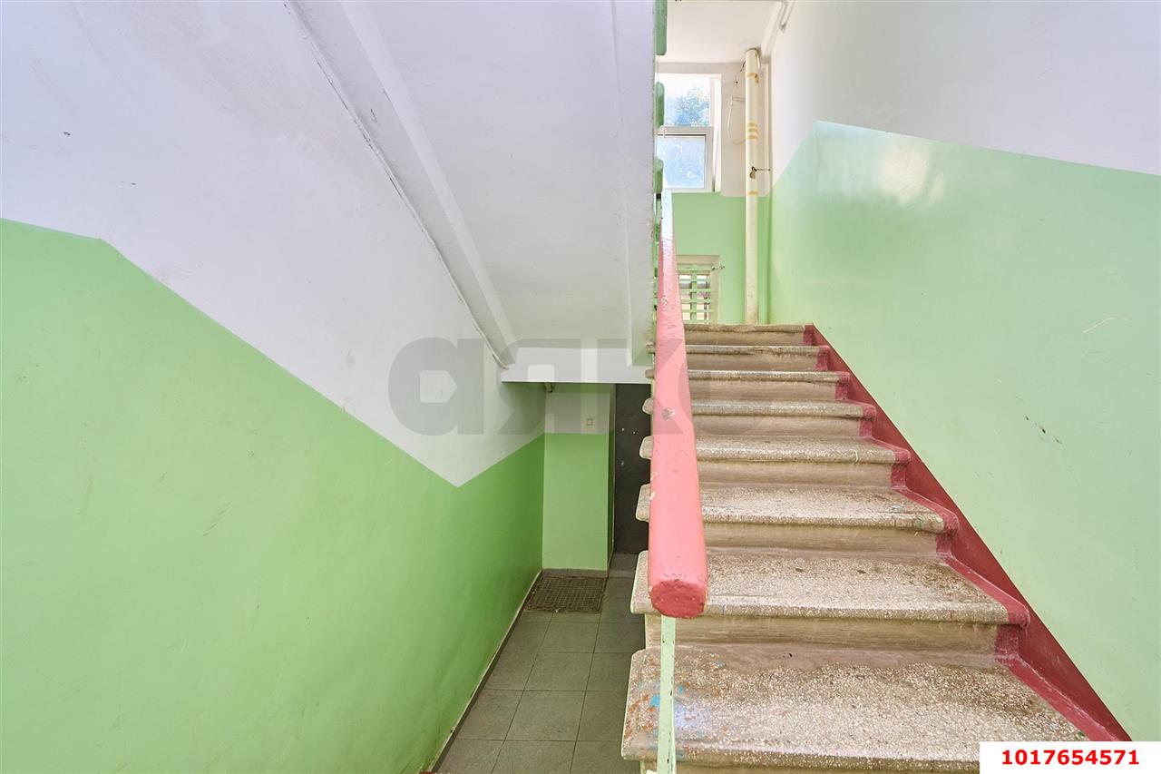 Фото №23: 2-комнатная квартира <span class="whitespace-nowrap">46 м²</span>, <span class="whitespace-nowrap">2/5 эт.</span> - Краснодар, Центральный внутригородской округ, Центральный, мкр. Западный внутригородской округ, ул. Одесская, 40