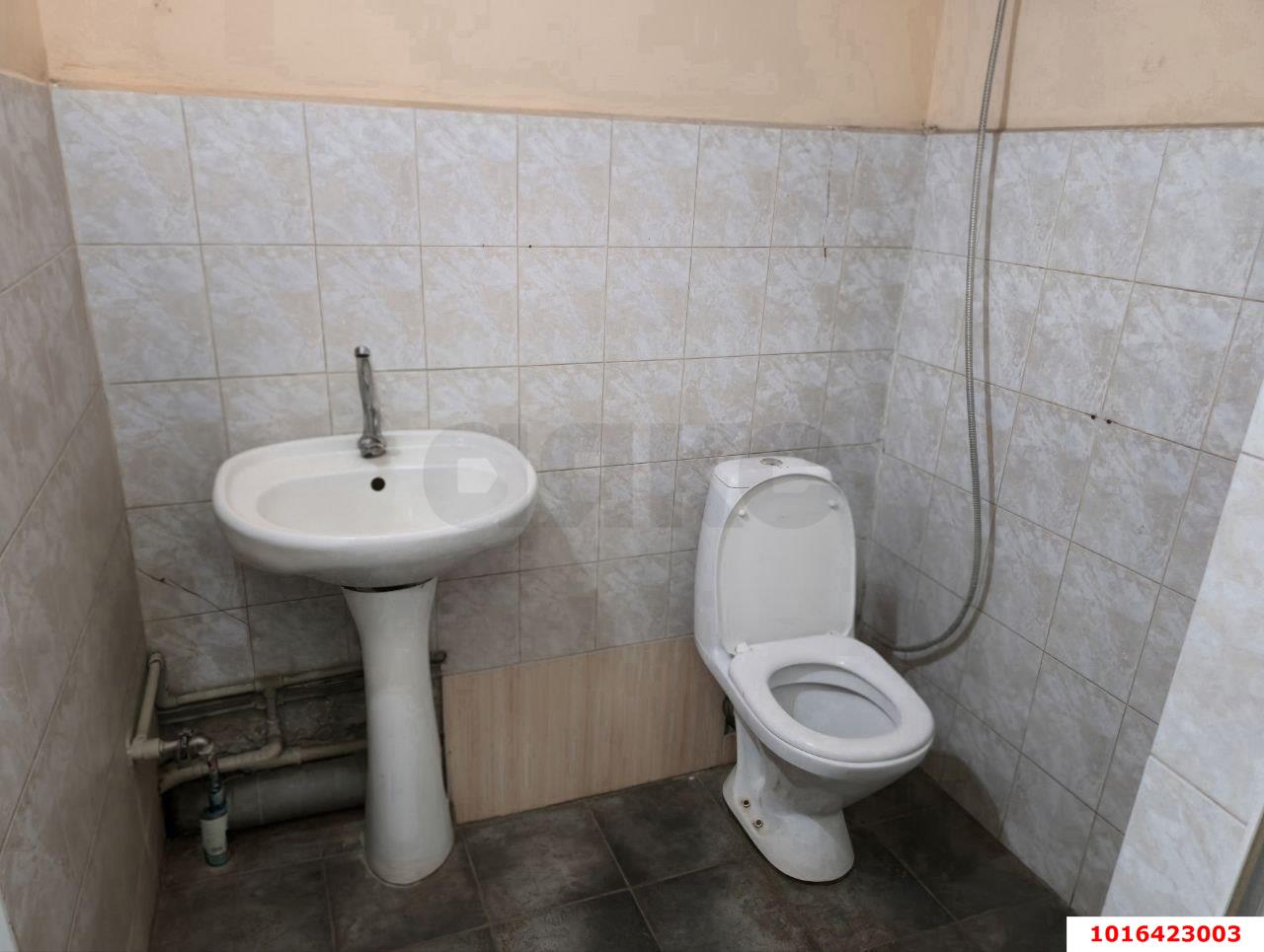 Фото №15: Торговое помещение <span class="whitespace-nowrap">116 м²</span>, <span class="whitespace-nowrap">1/5 эт.</span> - Краснодар, мкр. Западный внутригородской округ, ул. Офицерская, 45
