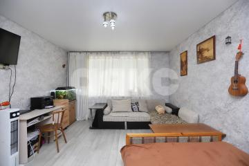 Фото №1: 1-комнатная квартира <span class="whitespace-nowrap">34 м²</span>, <span class="whitespace-nowrap">1/9 эт.</span> - Липецк, мкр. 20-й, ул. имени Генерала Меркулова, 9