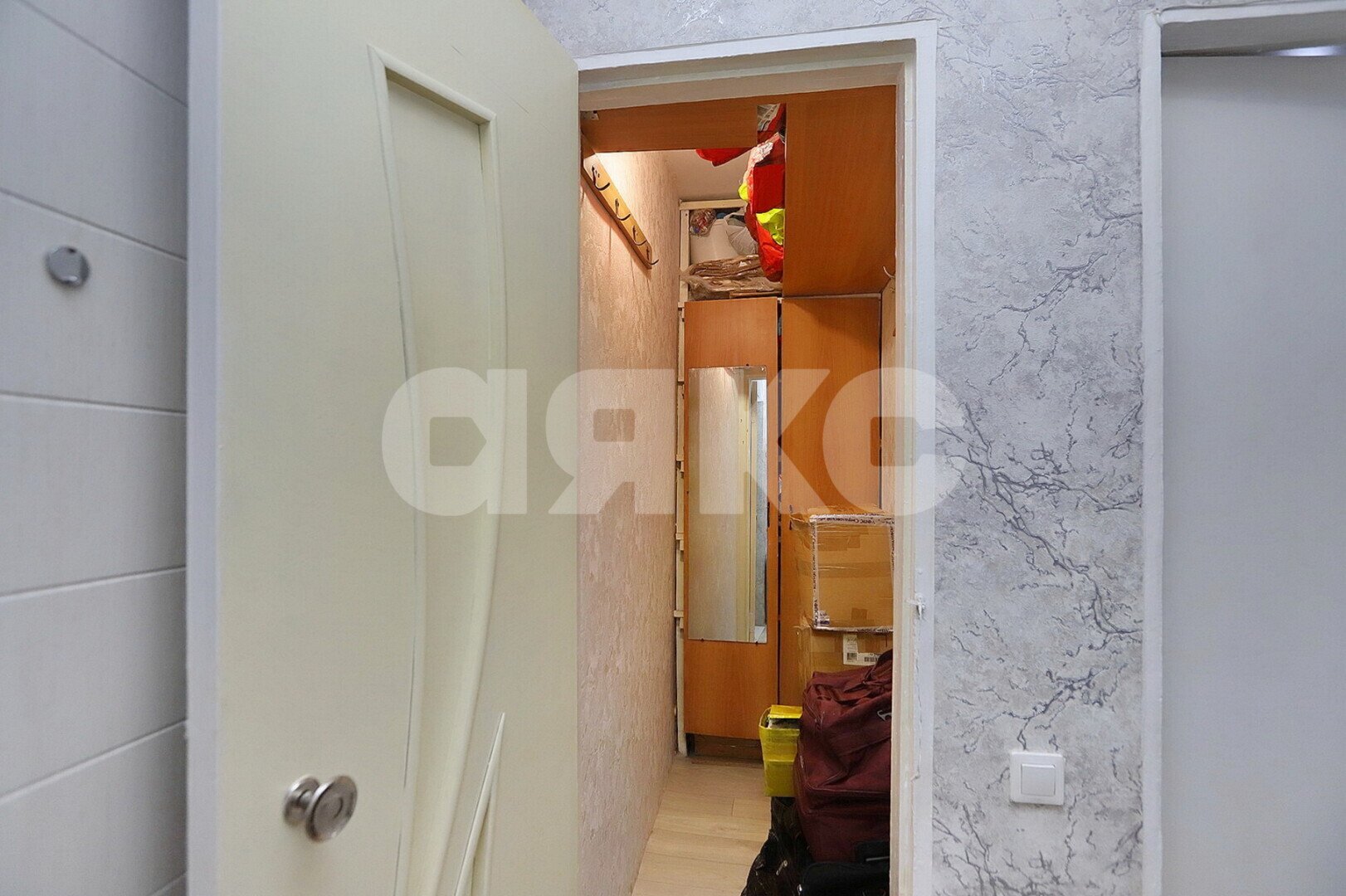 Фото №9: 1-комнатная квартира <span class="whitespace-nowrap">34 м²</span>, <span class="whitespace-nowrap">1/9 эт.</span> - Липецк, Октябрьский округ, мкр. 20-й, ул. имени Генерала Меркулова, 9