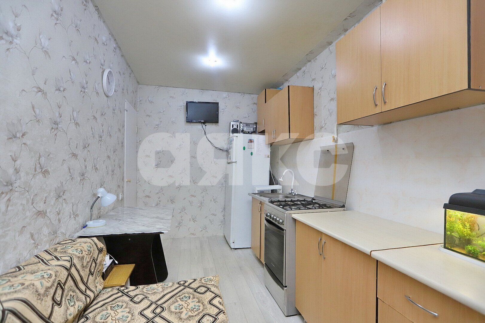 Фото №4: 1-комнатная квартира <span class="whitespace-nowrap">34 м²</span>, <span class="whitespace-nowrap">1/9 эт.</span> - Липецк, Октябрьский округ, мкр. 20-й, ул. имени Генерала Меркулова, 9