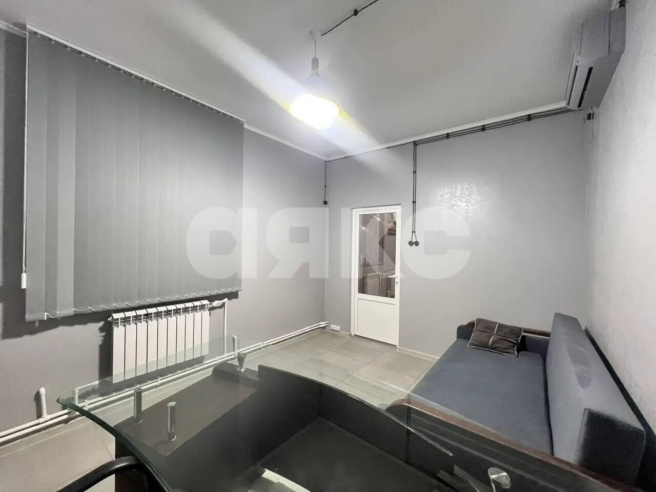 Фото №3: Коммерция <span class="whitespace-nowrap">22 м²</span>, <span class="whitespace-nowrap">1/2 эт.</span> - Мариуполь, р. Жовтневый, ул. Карла Либкнехта, 21В
