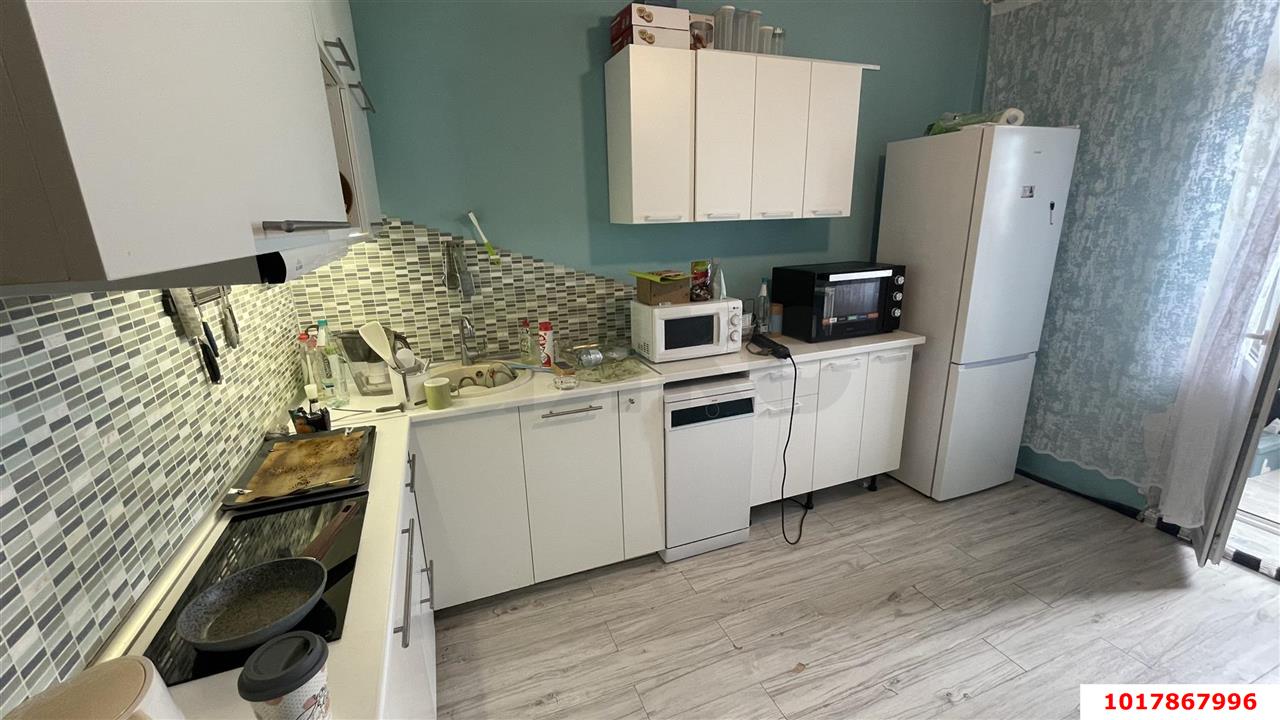 Фото №3: 1-комнатная квартира <span class="whitespace-nowrap">42 м²</span>, <span class="whitespace-nowrap">18/18 эт.</span> - Краснодар, Прикубанский внутригородской округ, Панорама, мкр. ЖК Керченский, ул. им. Героя Сарабеева В.И., 3