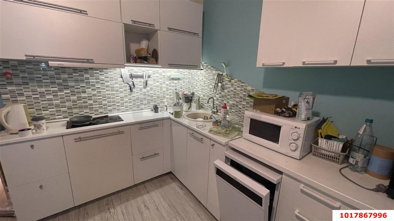 Фото №2: 1-комнатная квартира <span class="whitespace-nowrap">42 м²</span>, <span class="whitespace-nowrap">18/18 эт.</span> - Краснодар, Прикубанский внутригородской округ, Панорама, мкр. ЖК Керченский, ул. им. Героя Сарабеева В.И., 3