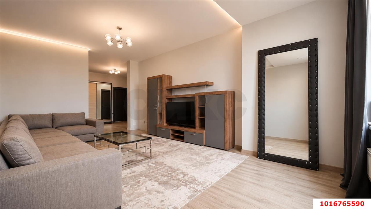 Фото №3: 2-комнатная квартира <span class="whitespace-nowrap">83 м²</span>, <span class="whitespace-nowrap">10/18 эт.</span> - Краснодар, Прикубанский внутригородской округ, Фестивальный, мкр. Солнечный, ул. имени Симиренко, 71к1