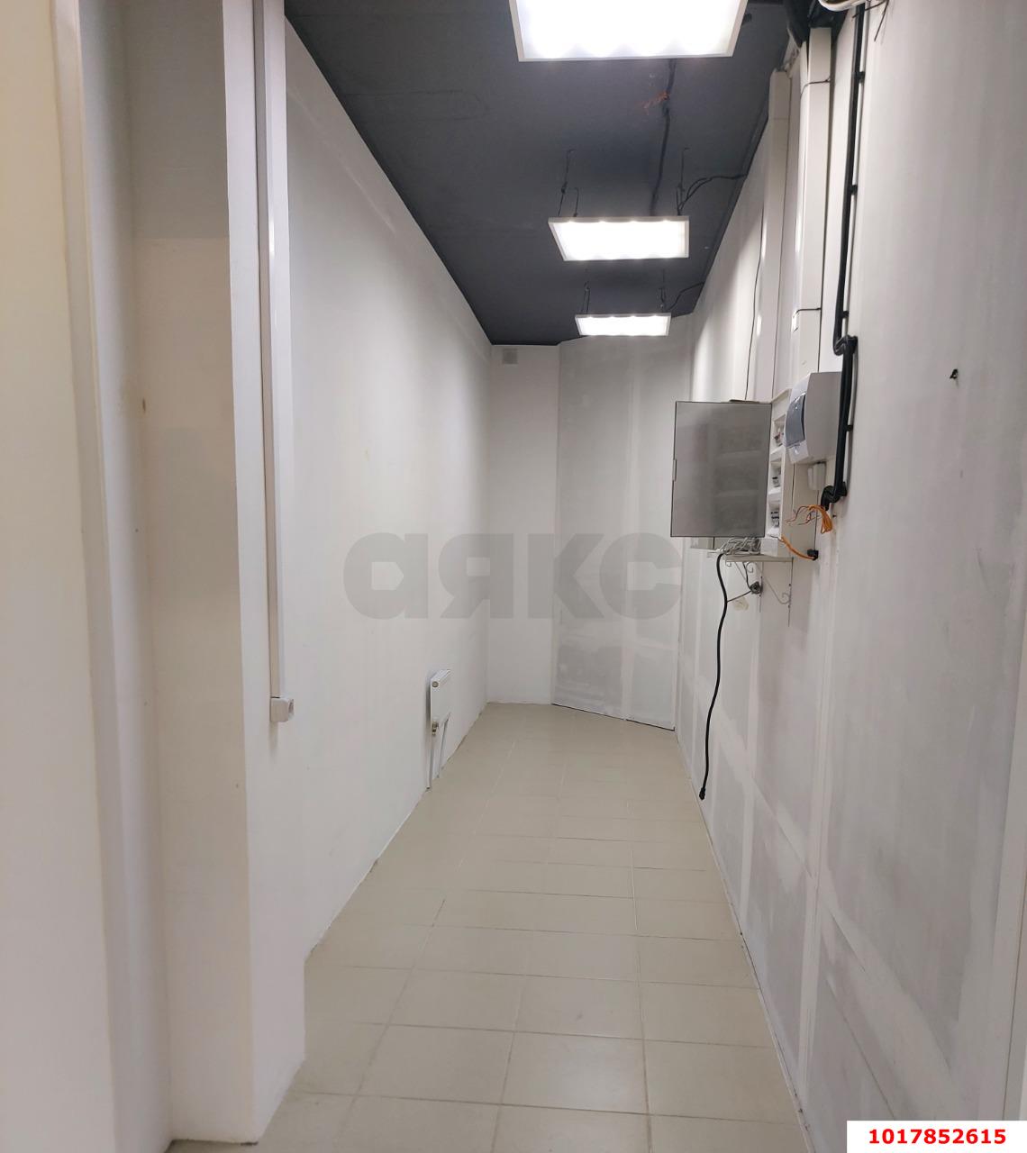 Фото №5: Торговое помещение <span class="whitespace-nowrap">84 м²</span>, <span class="whitespace-nowrap">1/17 эт.</span> - Краснодар, Карасунский внутригородской округ, Черёмушки, мкр. ЖК Привилегия, ул. Селезнёва, 4/15к1