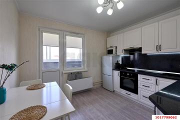 Фото №1: 1-комнатная квартира <span class="whitespace-nowrap">37 м²</span>, <span class="whitespace-nowrap">13/16 эт.</span> - Краснодар, мкр. Восточно-Кругликовский, ул. Героя А.А. Аверкиева, 21