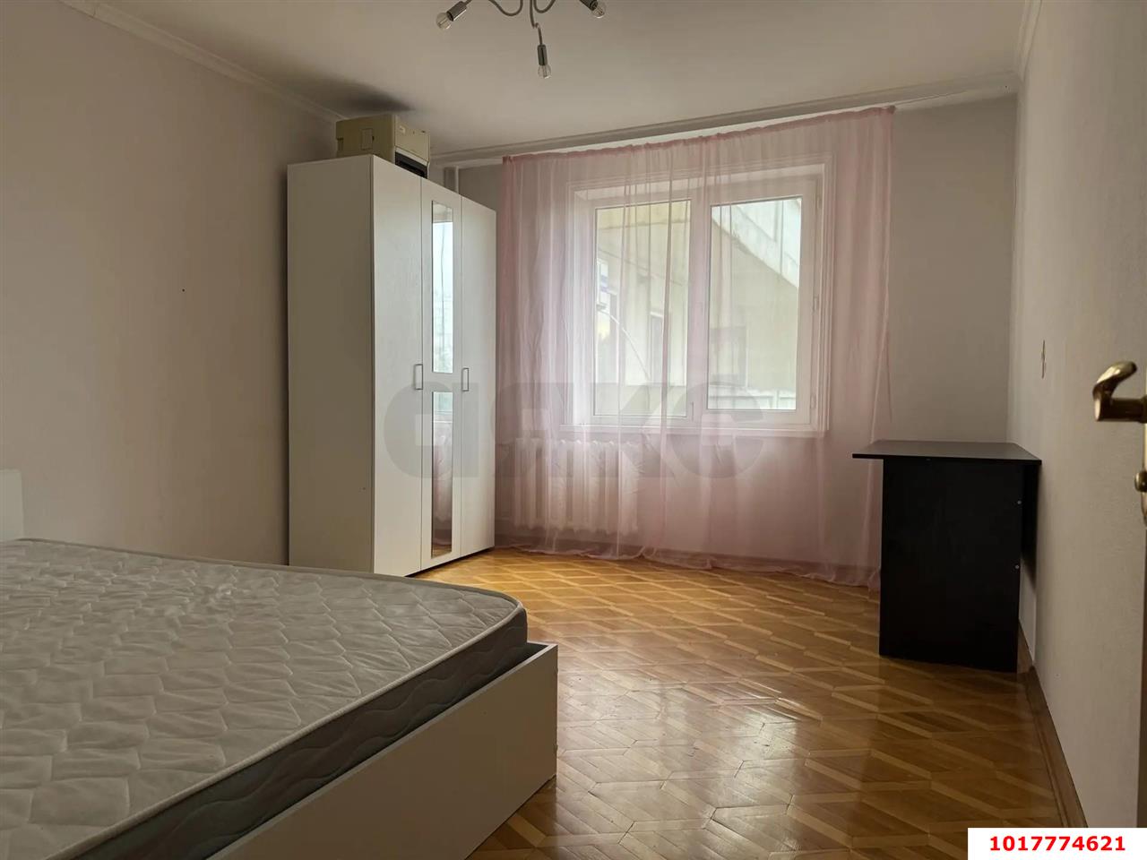 Фото №9: 3-комнатная квартира <span class="whitespace-nowrap">95 м²</span>, <span class="whitespace-nowrap">5/12 эт.</span> - Краснодар, Прикубанский внутригородской округ, мкр. Завод Измерительных Приборов, ул. имени 40-летия Победы, 35/3