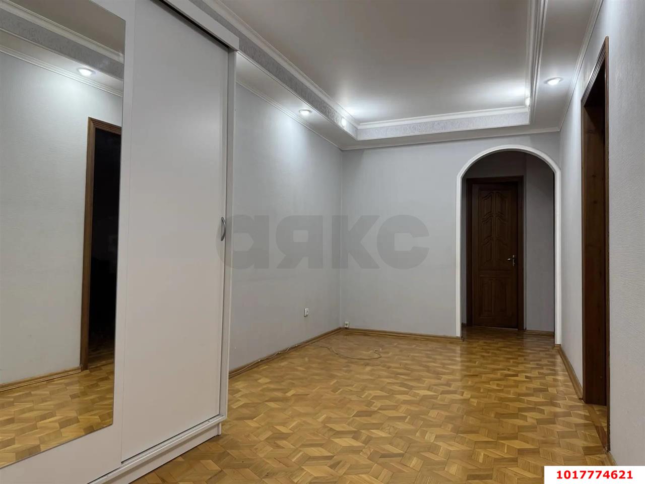 Фото №11: 3-комнатная квартира <span class="whitespace-nowrap">95 м²</span>, <span class="whitespace-nowrap">5/12 эт.</span> - Краснодар, Прикубанский внутригородской округ, мкр. Завод Измерительных Приборов, ул. имени 40-летия Победы, 35/3