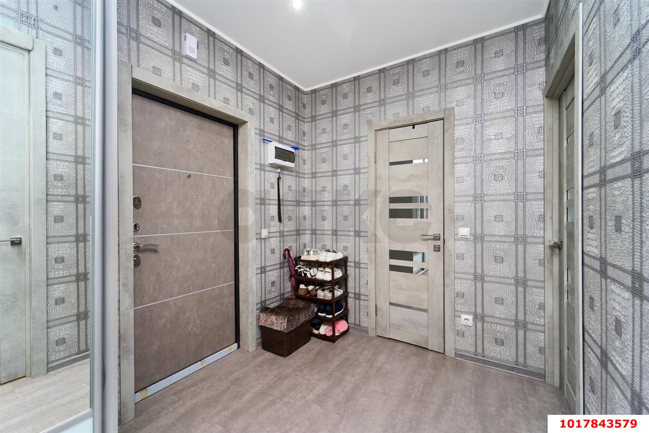 Фото №10: 2-комнатная квартира <span class="whitespace-nowrap">65 м²</span>, <span class="whitespace-nowrap">11/16 эт.</span> - Краснодар, Прикубанский внутригородской округ, жилой комплекс Времена Года-2, мкр. имени Петра Метальникова, ул. Петра Метальникова, 26