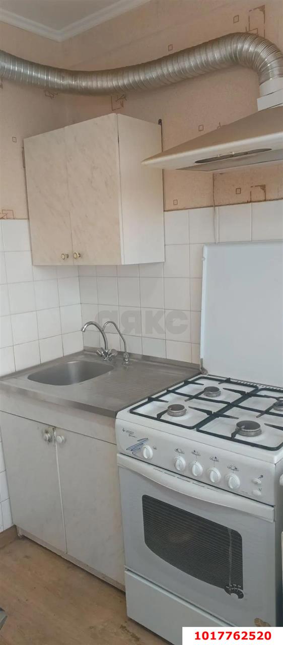 Фото №6: 3-комнатная квартира <span class="whitespace-nowrap">59 м²</span>, <span class="whitespace-nowrap">6/9 эт.</span> - Краснодар, Карасунский внутригородской округ, мкр. Черёмушки, ул. Селезнёва, 160