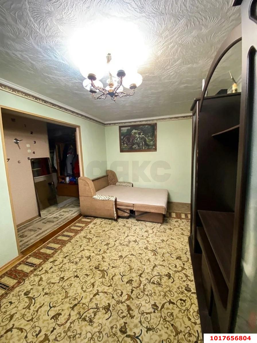 Фото №2: 1-комнатная квартира <span class="whitespace-nowrap">32 м²</span>, <span class="whitespace-nowrap">4/5 эт.</span> - Краснодар, Карасунский внутригородской округ, мкр. Черёмушки, ул. 2-я Пятилетка, 5