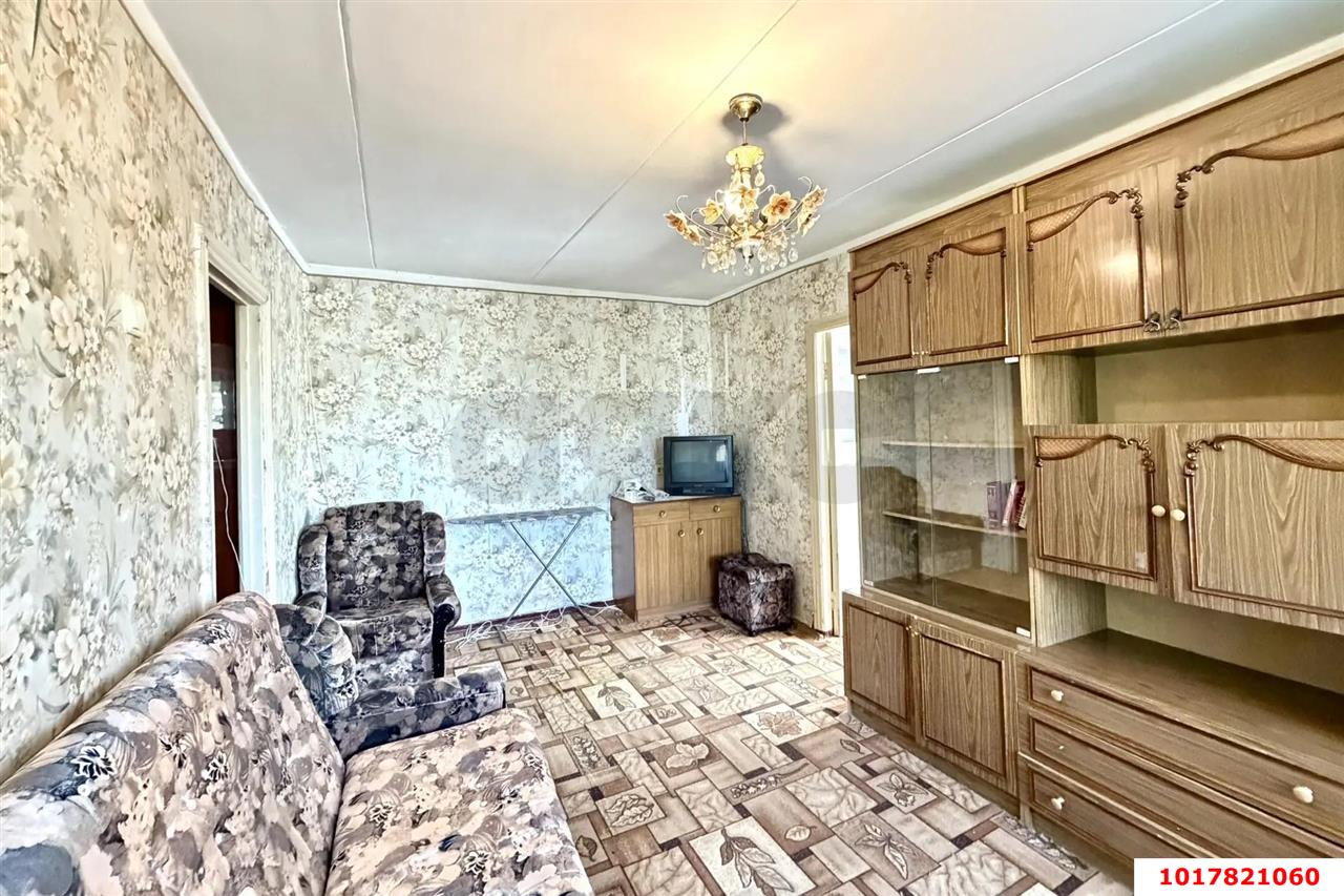 Фото №3: 2-комнатная квартира <span class="whitespace-nowrap">44 м²</span>, <span class="whitespace-nowrap">5/5 эт.</span> - Краснодар, Центральный внутригородской округ, мкр. Черёмушки, ул. Ставропольская, 222