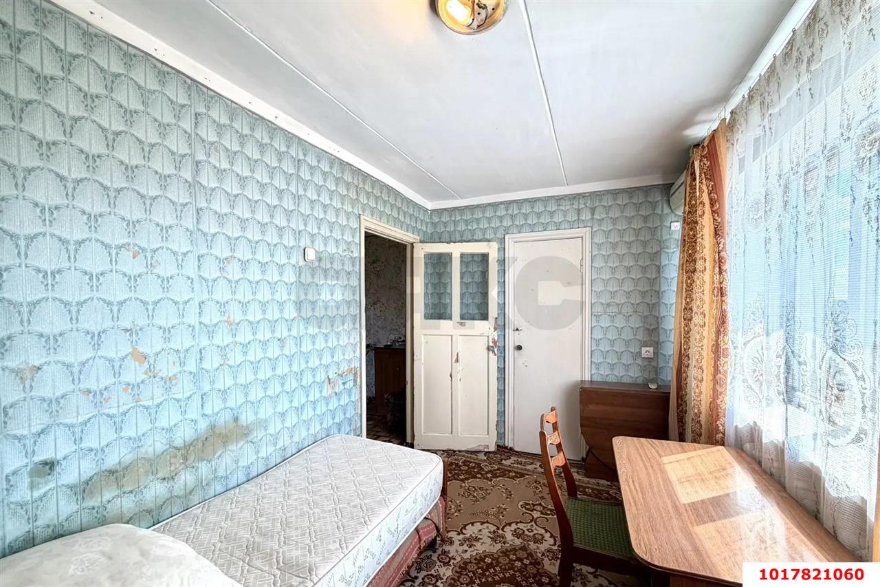 Фото №5: 2-комнатная квартира <span class="whitespace-nowrap">44 м²</span>, <span class="whitespace-nowrap">5/5 эт.</span> - Краснодар, Центральный внутригородской округ, мкр. Черёмушки, ул. Ставропольская, 222