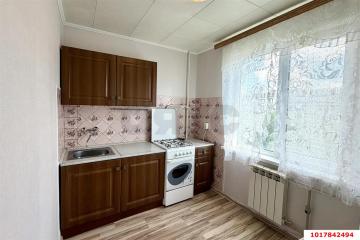 Фото №1: 1-комнатная квартира <span class="whitespace-nowrap">32 м²</span>, <span class="whitespace-nowrap">8/9 эт.</span> - Краснодар, мкр. Комсомольский, ул. Уральская, 178