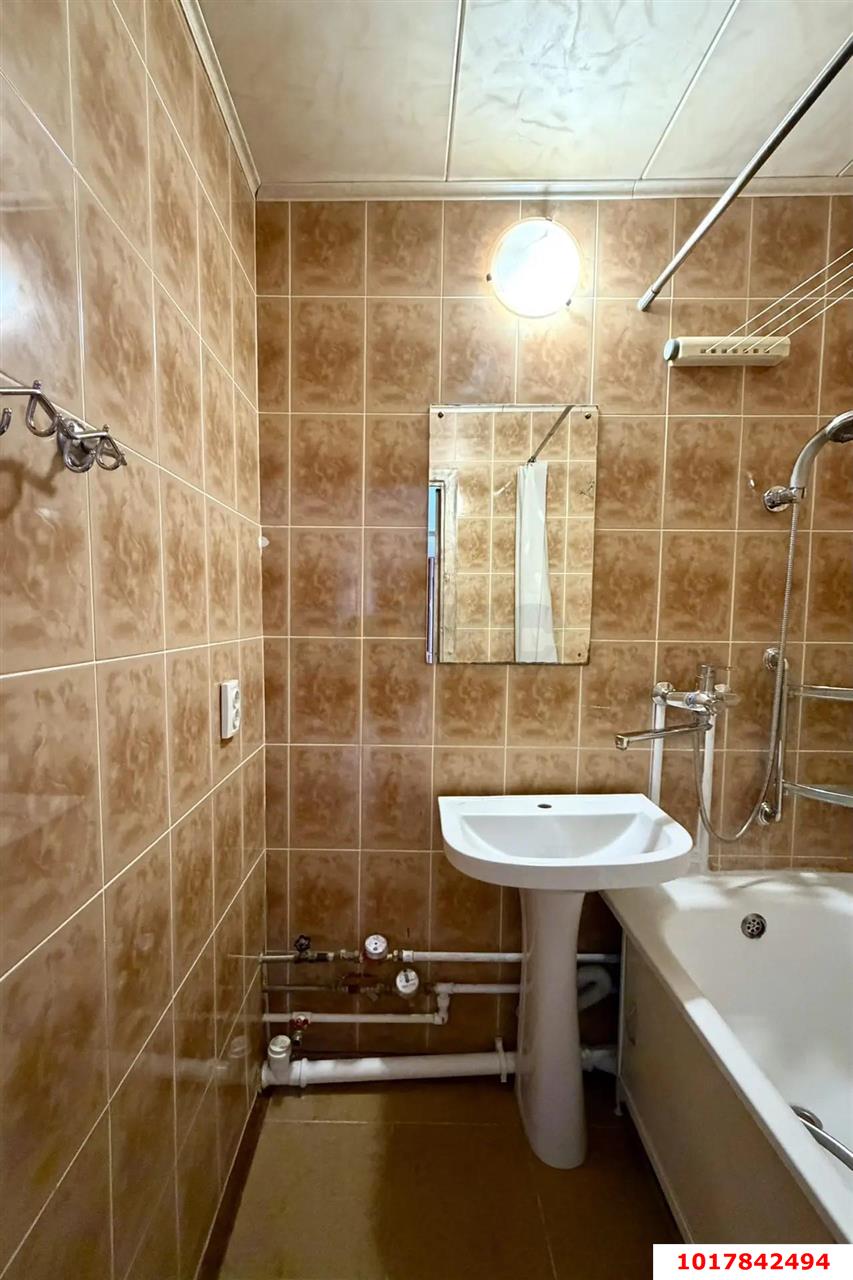 Фото №9: 1-комнатная квартира <span class="whitespace-nowrap">37 м²</span>, <span class="whitespace-nowrap">8/9 эт.</span> - Краснодар, Карасунский внутригородской округ, мкр. Комсомольский, ул. Уральская, 178