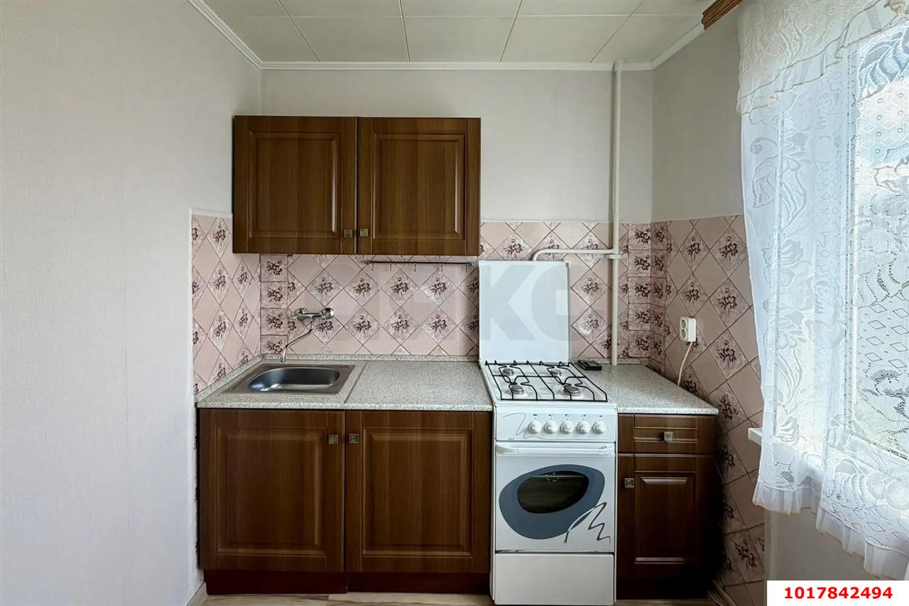 Фото №2: 1-комнатная квартира <span class="whitespace-nowrap">37 м²</span>, <span class="whitespace-nowrap">8/9 эт.</span> - Краснодар, Карасунский внутригородской округ, мкр. Комсомольский, ул. Уральская, 178