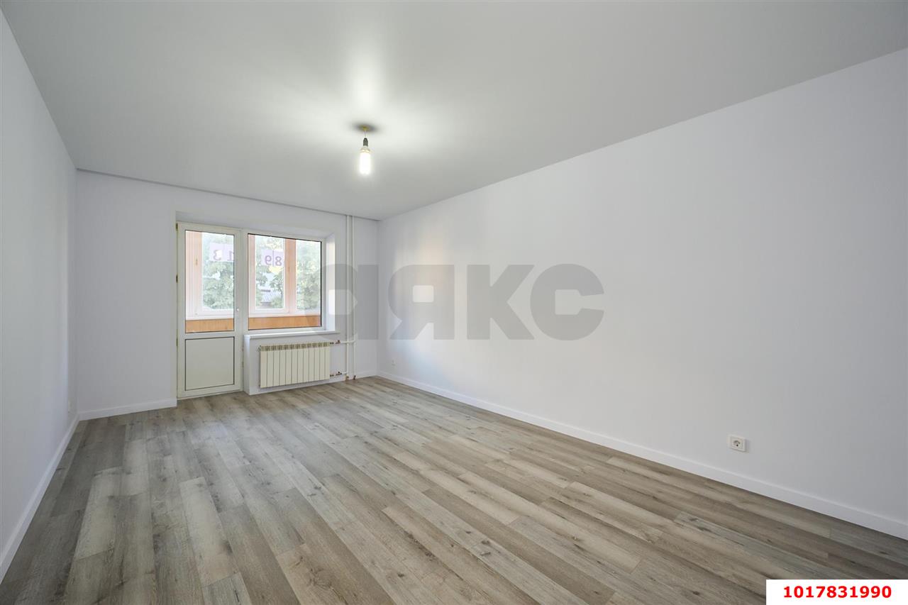 Фото №2: 3-комнатная квартира <span class="whitespace-nowrap">125 м²</span>, <span class="whitespace-nowrap">2/10 эт.</span> - Краснодар, Западный внутригородской округ, мкр. Центральный, пр-д Одесский, 4/1