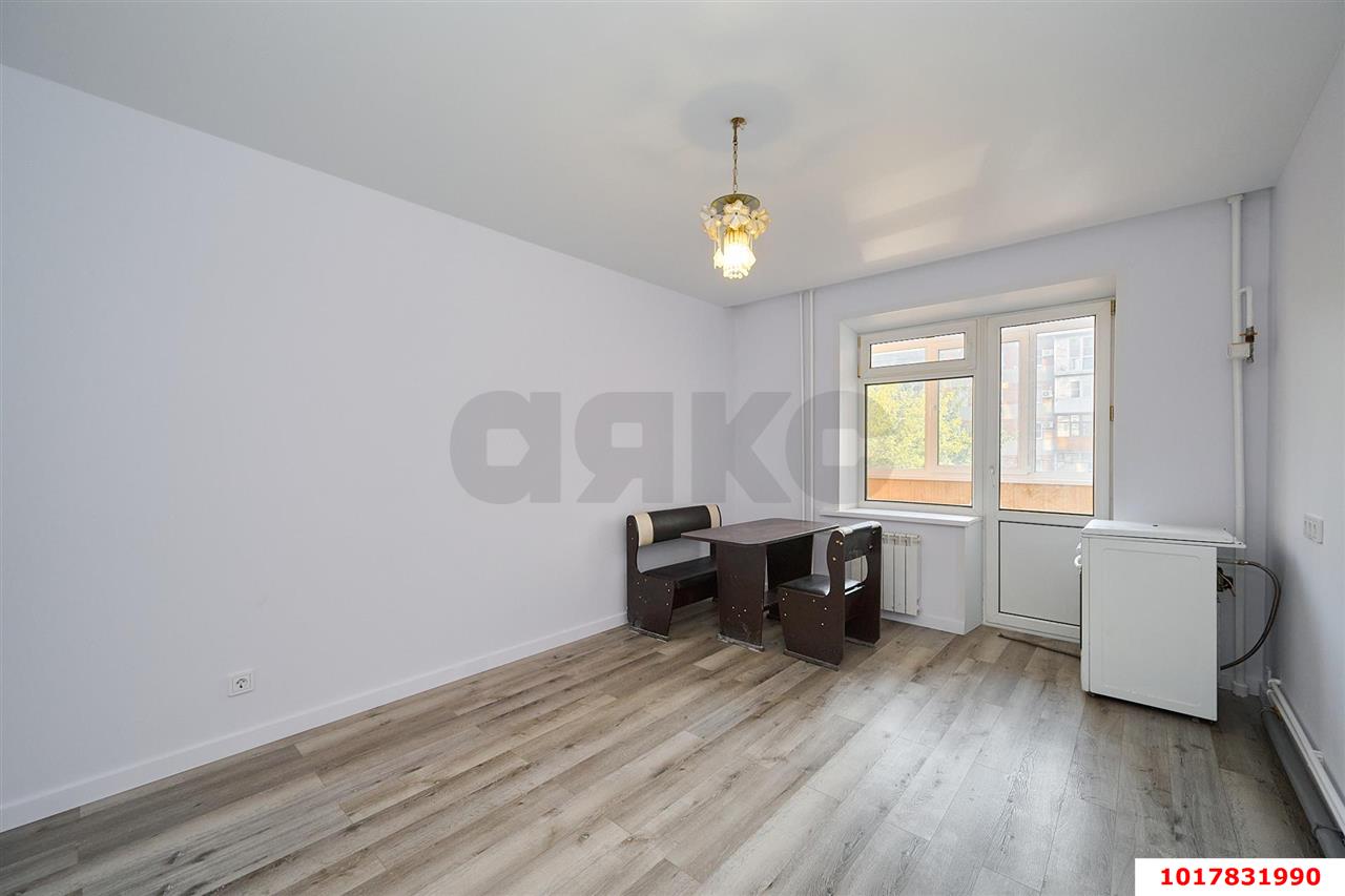 Фото №5: 3-комнатная квартира <span class="whitespace-nowrap">125 м²</span>, <span class="whitespace-nowrap">2/10 эт.</span> - Краснодар, Западный внутригородской округ, мкр. Центральный, пр-д Одесский, 4/1