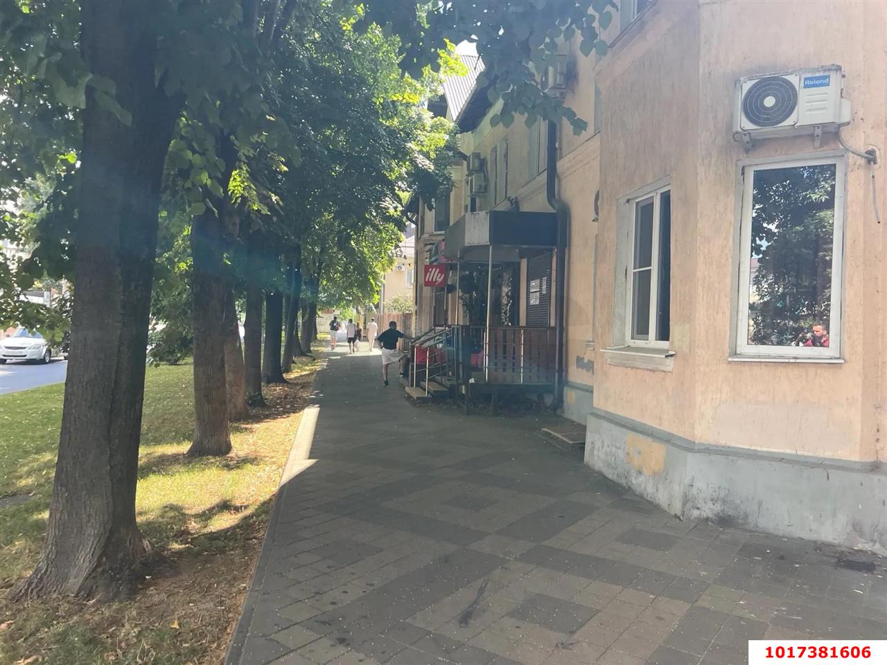 Фото №6: Торговое помещение <span class="whitespace-nowrap">50 м²</span>, <span class="whitespace-nowrap">1/2 эт.</span> - Краснодар, мкр. Западный внутригородской округ, ул. Шоссе Нефтяников, 17