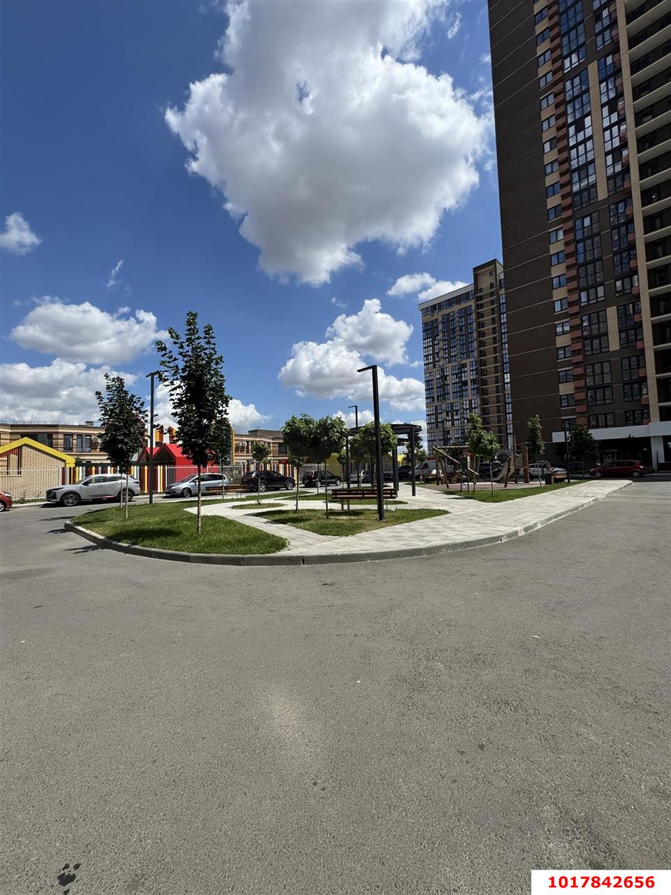 Фото №11: 1-комнатная квартира <span class="whitespace-nowrap">34 м²</span>, <span class="whitespace-nowrap">5/16 эт.</span> - Знаменский, Карасунский внутригородской округ, мкр. Родные Просторы, ул. Природная, 10Бк22