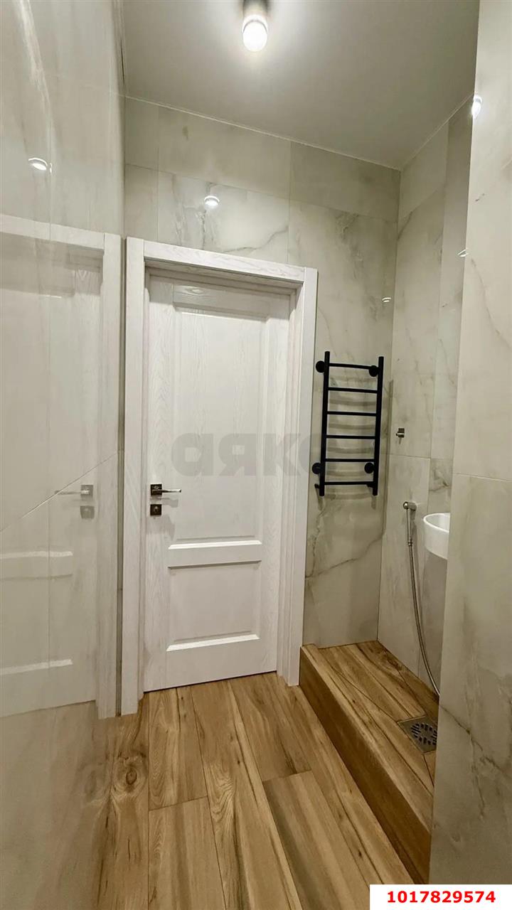 Фото №10: 3-комнатная квартира <span class="whitespace-nowrap">87 м²</span>, <span class="whitespace-nowrap">14/16 эт.</span> - Краснодар, Карасунский внутригородской округ, Почтовый, мкр. жилой комплекс Авиатор, ул. имени Валерия Гассия, 2