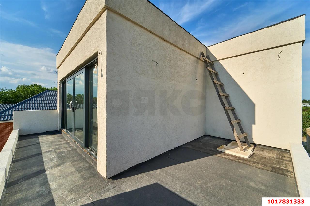 Фото №10: Дом <span class="whitespace-nowrap">181 м²</span> <span class="whitespace-nowrap">+ 8 сот.</span>, <span class="whitespace-nowrap">2 эт.</span> - Козет, ул. Шапсугская, 15