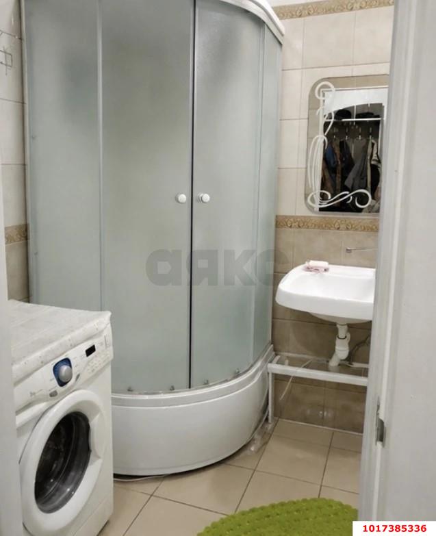 Фото №3: 1-комнатная квартира <span class="whitespace-nowrap">38 м²</span>, <span class="whitespace-nowrap">14/14 эт.</span> - Краснодар, Прикубанский внутригородской округ, мкр. Завод Измерительных Приборов, ул. Зиповская, 68