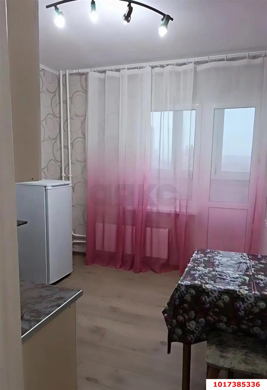 Фото №5: 1-комнатная квартира <span class="whitespace-nowrap">38 м²</span>, <span class="whitespace-nowrap">14/14 эт.</span> - Краснодар, Прикубанский внутригородской округ, мкр. Завод Измерительных Приборов, ул. Зиповская, 68