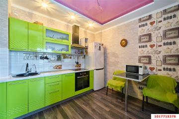Фото №1: 1-комнатная квартира <span class="whitespace-nowrap">37 м²</span>, <span class="whitespace-nowrap">1/3 эт.</span> - Краснодар, мкр. жилой комплекс Россинский, пр-д 1-й Краснодарский, 2к3