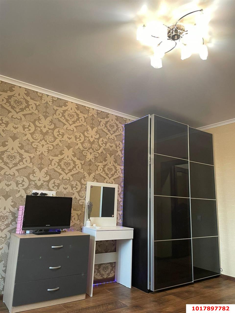 Фото №6: 1-комнатная квартира <span class="whitespace-nowrap">50 м²</span>, <span class="whitespace-nowrap">3/10 эт.</span> - Краснодар, Прикубанский внутригородской округ, мкр. Краевая Клиническая Больница, ул. Российская, 128