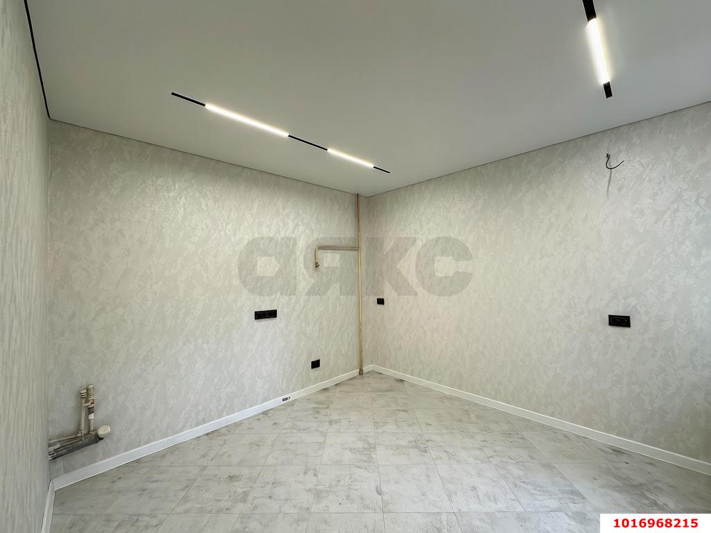 Фото №8: 1-комнатная квартира <span class="whitespace-nowrap">38 м²</span>, <span class="whitespace-nowrap">2/9 эт.</span> - Краснодар, Центральный внутригородской округ, мкр. Дубинка, ул. Ставропольская, 172