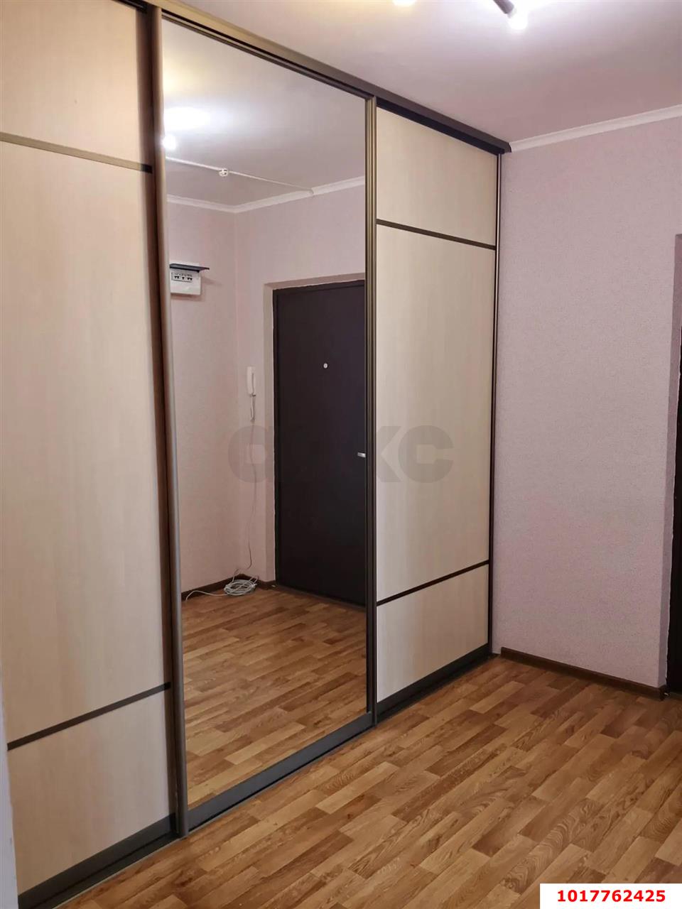 Фото №4: 2-комнатная квартира <span class="whitespace-nowrap">64 м²</span>, <span class="whitespace-nowrap">8/16 эт.</span> - Краснодар, Прикубанский внутригородской округ, ЖК Кубанский, мкр. Завод Измерительных Приборов, ул. Зиповская, 48