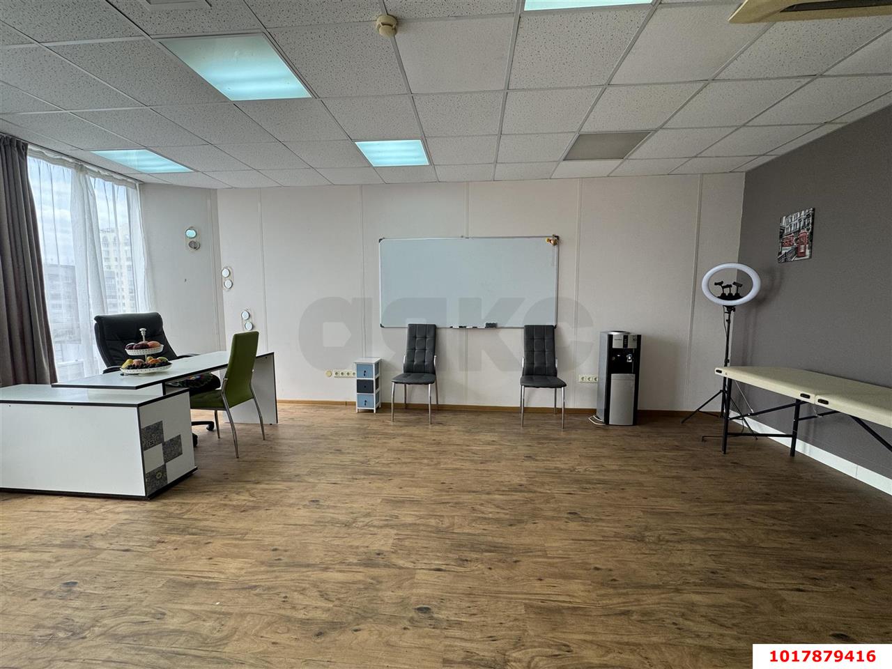 Фото №1: Офисное помещение <span class="whitespace-nowrap">42 м²</span>, <span class="whitespace-nowrap">6/7 эт.</span> - Краснодар, мкр. Западный внутригородской округ, ул. Шоссе Нефтяников, 28
