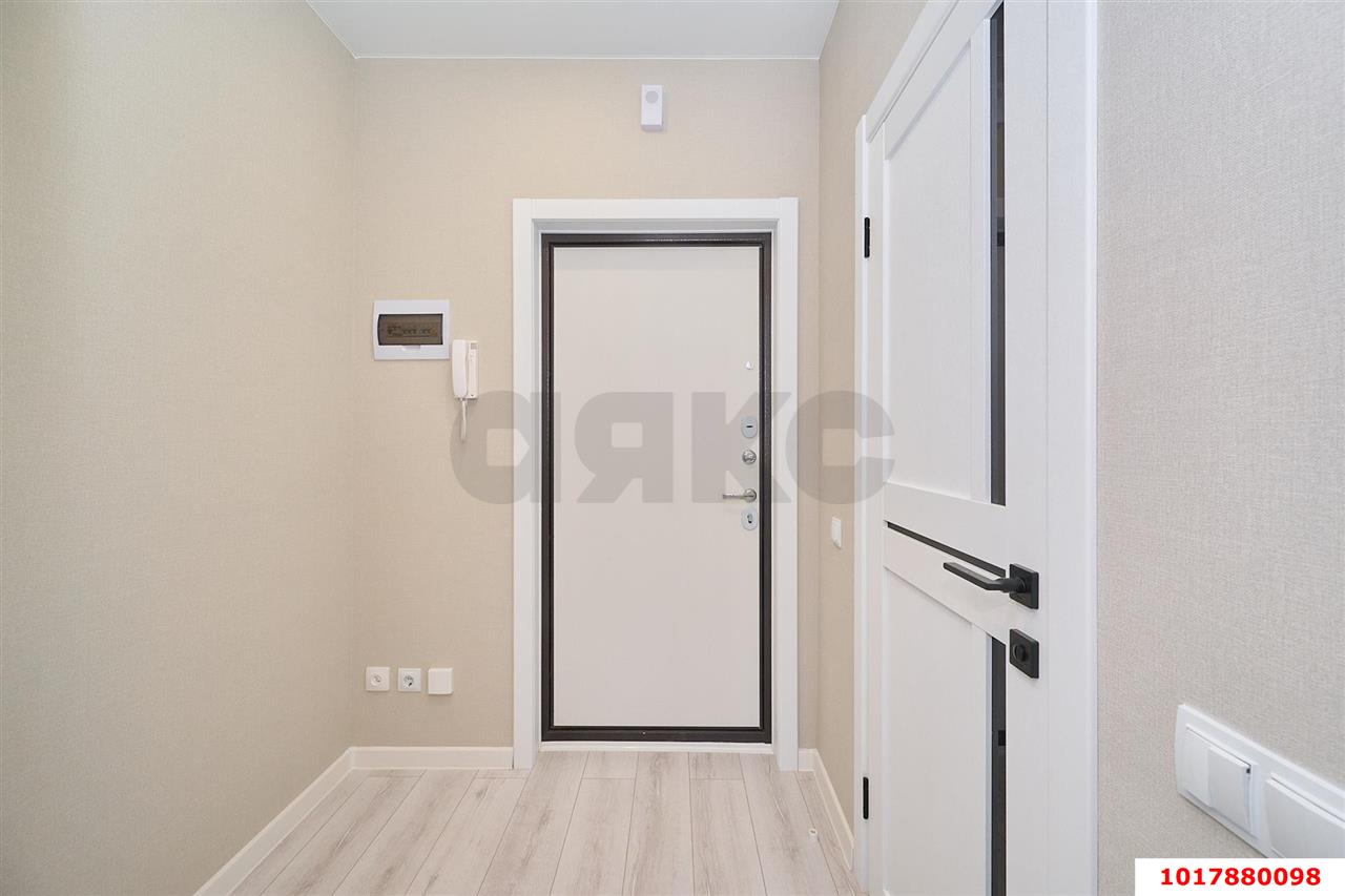 Фото №10: Студия <span class="whitespace-nowrap">20 м²</span>, <span class="whitespace-nowrap">7/9 эт.</span> - Краснодар, Прикубанский внутригородской округ, мкр. жилой комплекс Спортивная Деревня, ул. имени Генерала Корнилова, 18к1