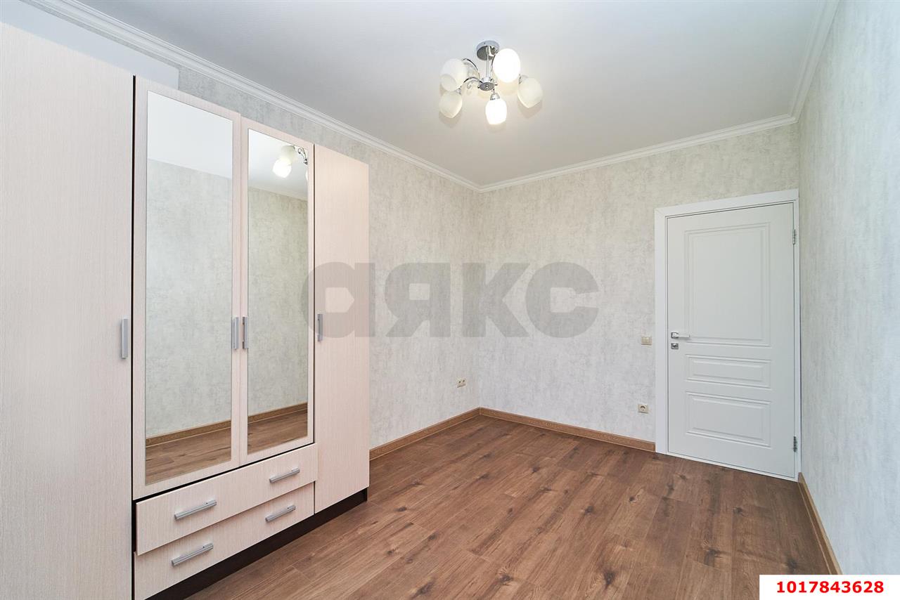 Фото №11: Дом <span class="whitespace-nowrap">125 м²</span> <span class="whitespace-nowrap">+ 4 сот.</span>, <span class="whitespace-nowrap">2 эт.</span> - Краснодар, Прикубанский внутригородской округ, мкр. Тихая Поляна, ул. Писателя В.П. Неподобы, 62