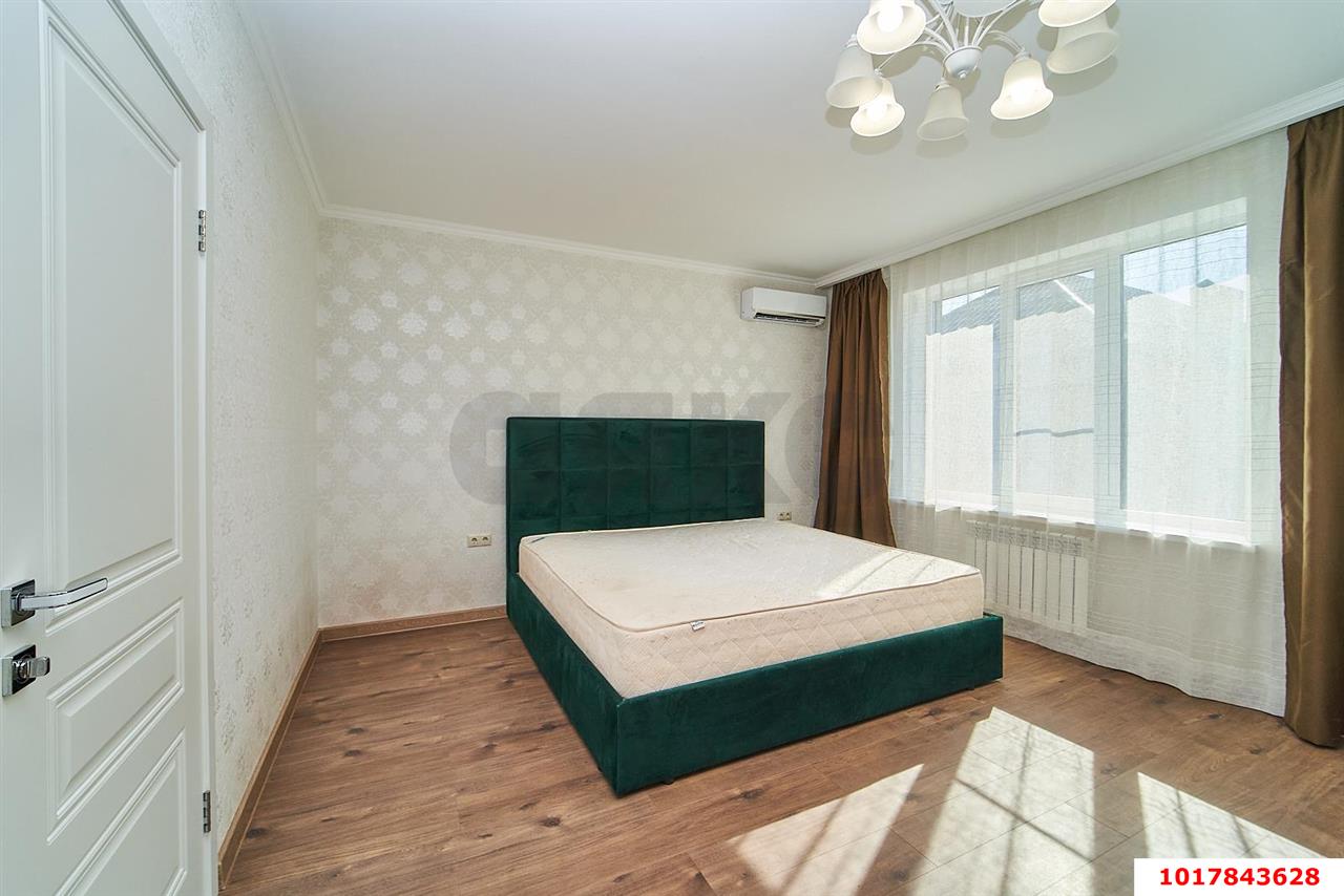 Фото №13: Дом <span class="whitespace-nowrap">125 м²</span> <span class="whitespace-nowrap">+ 4 сот.</span>, <span class="whitespace-nowrap">2 эт.</span> - Краснодар, Прикубанский внутригородской округ, мкр. Тихая Поляна, ул. Писателя В.П. Неподобы, 62