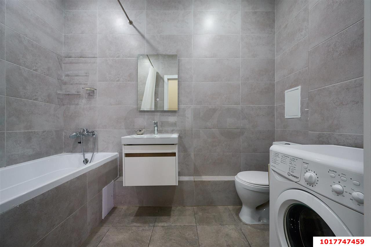 Фото №7: 2-комнатная квартира <span class="whitespace-nowrap">63 м²</span>, <span class="whitespace-nowrap">16/19 эт.</span> - Краснодар, Прикубанский внутригородской округ, Россинского, мкр. жилой комплекс Дружный-2, б-р Адмиралтейский, 3