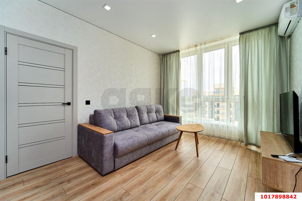 Фото №2: 1-комнатная квартира <span class="whitespace-nowrap">35 м²</span>, <span class="whitespace-nowrap">24/24 эт.</span> - Краснодар, Центральный внутригородской округ, мкр. Черёмушки, ул. Обрывная, 132/1