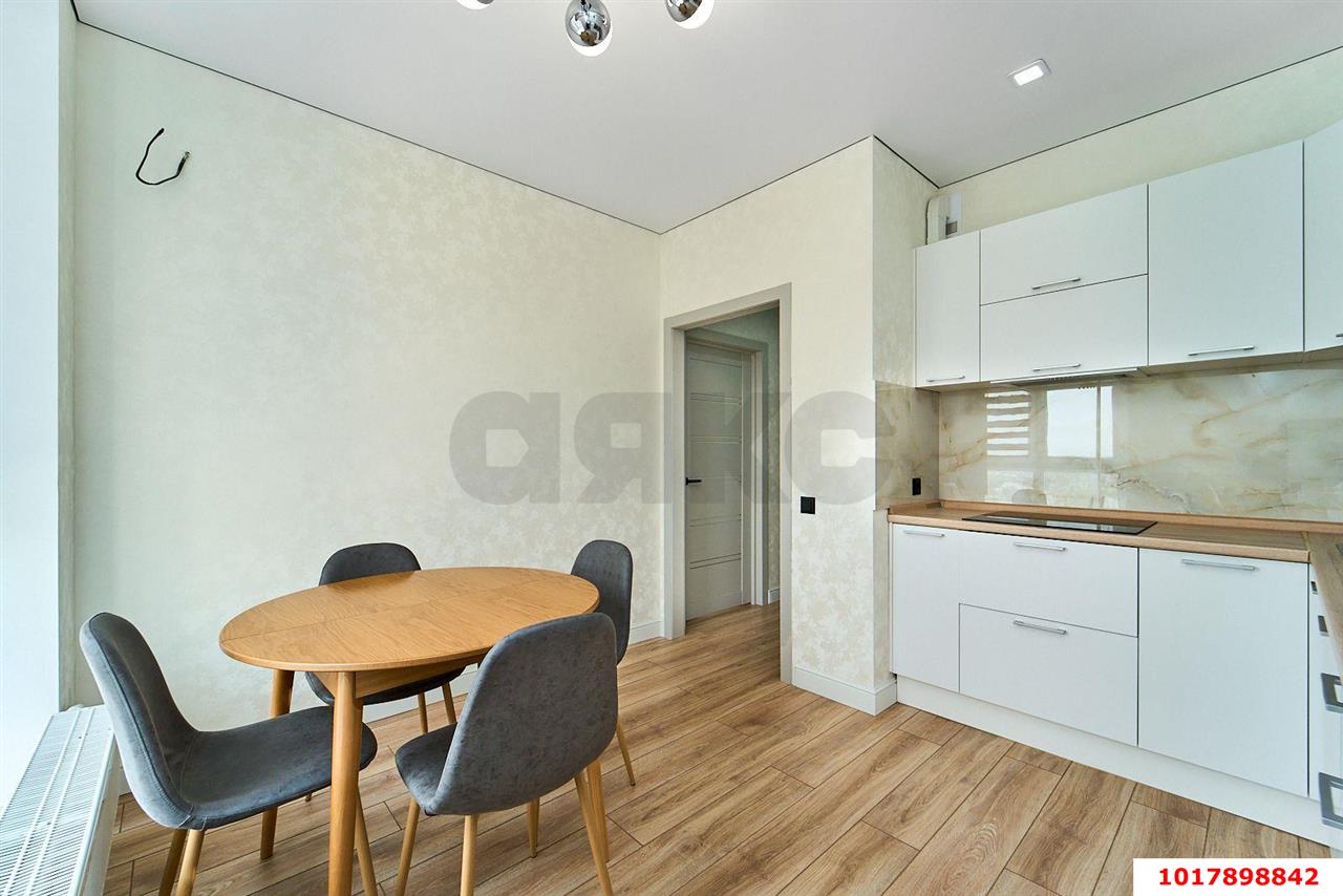 Фото №5: 1-комнатная квартира <span class="whitespace-nowrap">35 м²</span>, <span class="whitespace-nowrap">24/24 эт.</span> - Краснодар, Центральный внутригородской округ, мкр. Черёмушки, ул. Обрывная, 132/1