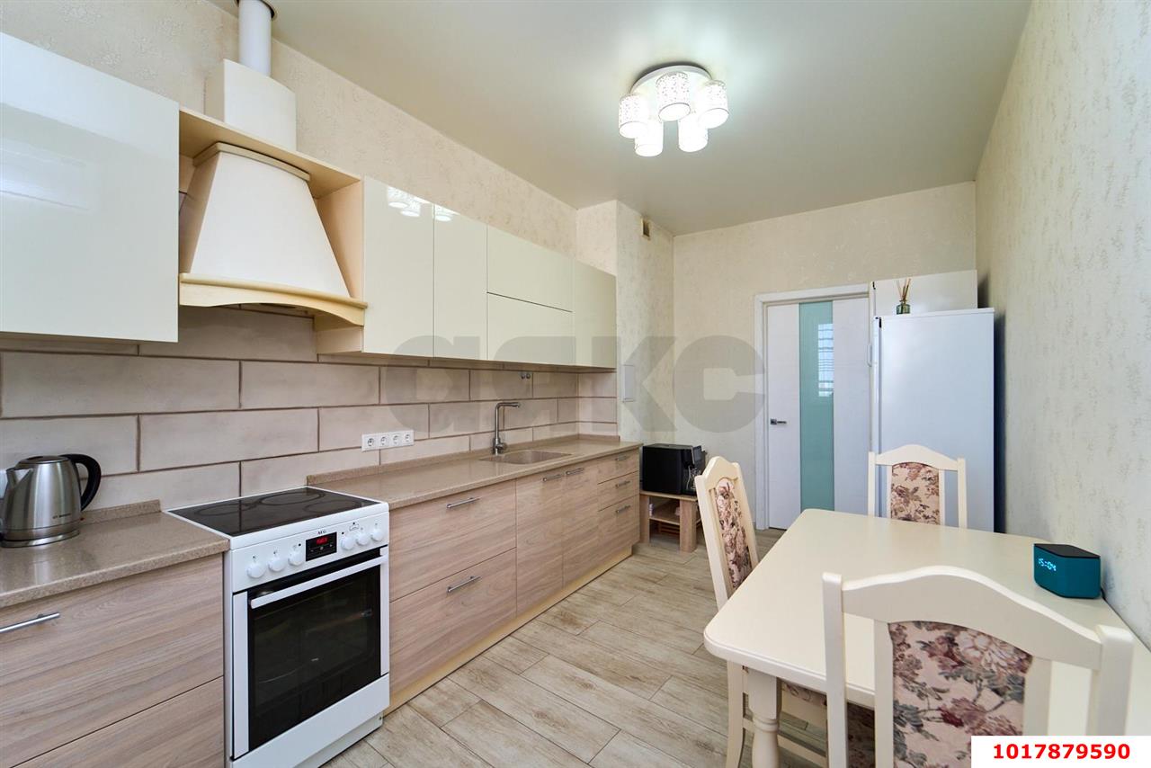 Фото №1: 2-комнатная квартира <span class="whitespace-nowrap">70 м²</span>, <span class="whitespace-nowrap">12/16 эт.</span> - Краснодар, Центральный внутригородской округ, Черёмушки, мкр. ЖК Фонтаны, ул. Воронежская, 47/Г