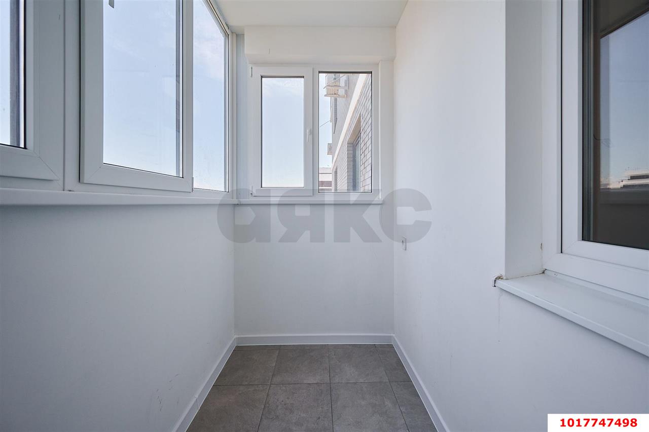 Фото №12: 1-комнатная квартира <span class="whitespace-nowrap">39 м²</span>, <span class="whitespace-nowrap">18/19 эт.</span> - Краснодар, Прикубанский внутригородской округ, Россинского, мкр. жилой комплекс Дружный-2, б-р Адмиралтейский, 3
