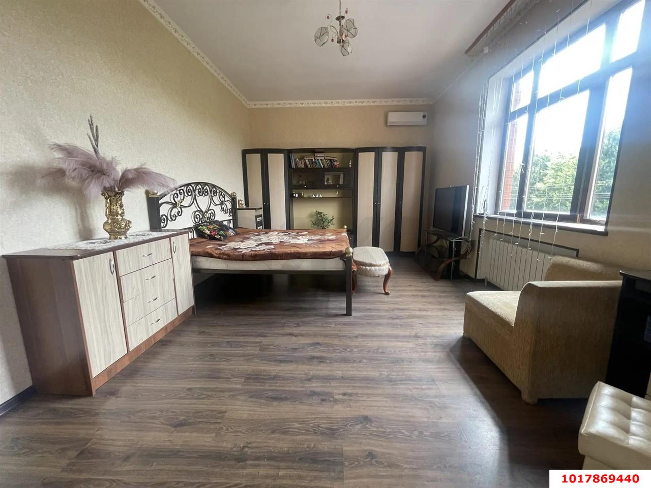 Фото №10: Дом <span class="whitespace-nowrap">215 м²</span> <span class="whitespace-nowrap">+ 7 сот.</span>, <span class="whitespace-nowrap">2 эт.</span> - Краснодар, Прикубанский внутригородской округ, Круглик, мкр. Табачная Фабрика, ул. Привольная, 4