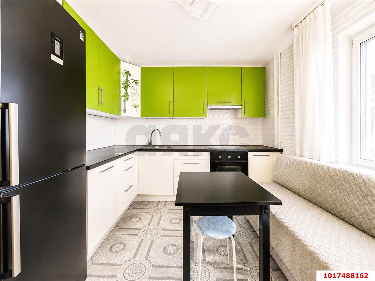 Фото №1: 1-комнатная квартира <span class="whitespace-nowrap">46 м²</span>, <span class="whitespace-nowrap">16/16 эт.</span> - Краснодар, Прикубанский внутригородской округ, мкр. Московский, ул. имени Николая Семеновича Котлярова, 1